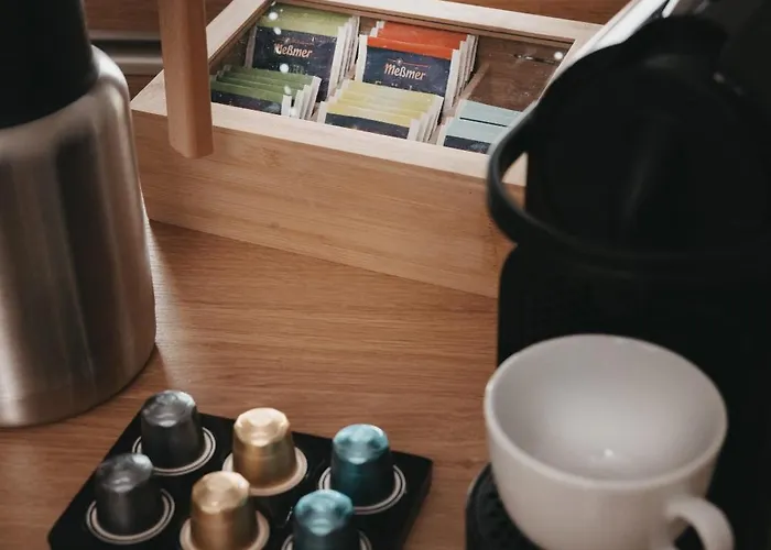 Dom Iv - Modern & Zentral Mit Kostenfreiem Parkplatz 아파트 풀다